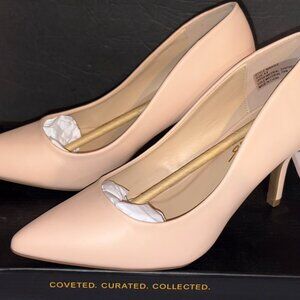 LULUs Women's Light Nude Mariee Heels SZ 8.5 - New in Box!